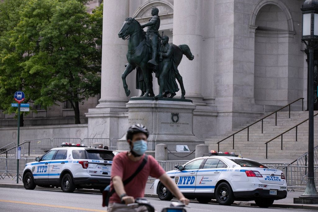 У Нью-Йорку демонтують «расистську» статую Теодора Рузвельта