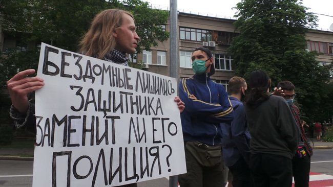 Активісти вимагають від МВС перевірити інформацію про погрози волонтеру Кучапіну