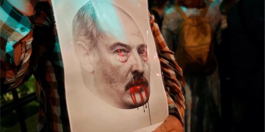 Ланцюг небайдужих від Вільнюса до Києва категорично заборонив Лукашенко