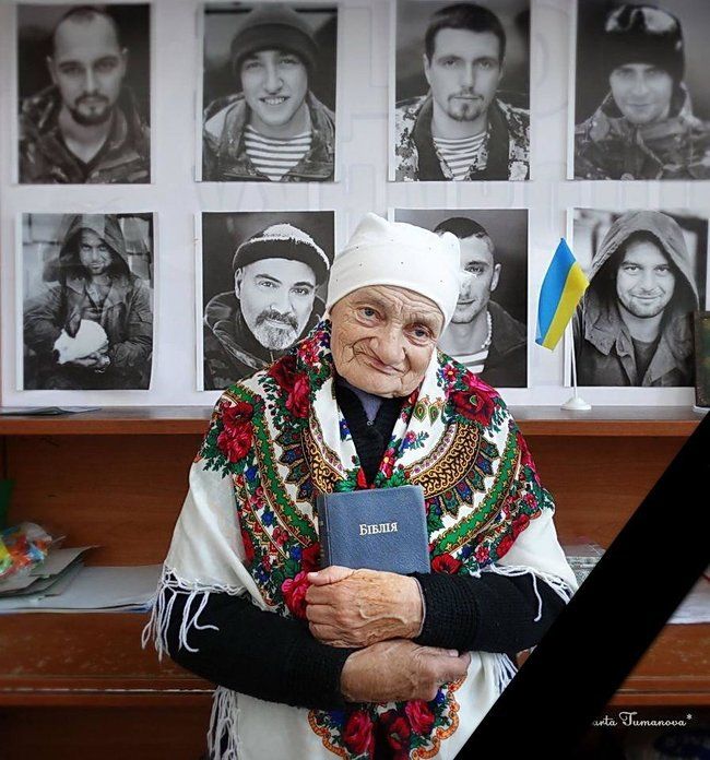 Допомагала українським воїнам: 91-річна волонтерка Людмила Твердохліб (Бабуся Лю) померла