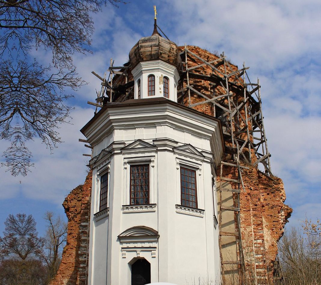 Під Новгород-Сіверським реставрують історичний храм гетьмана Мазепи