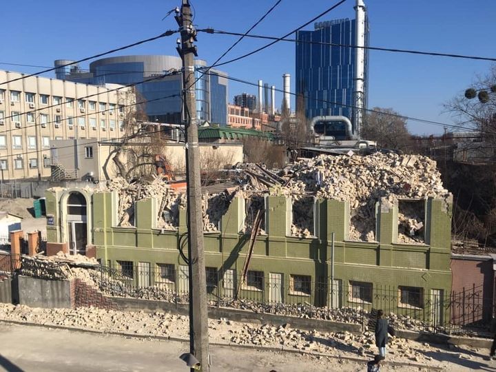 Історичний будинок Уткіна самовільно демонтували в Києві