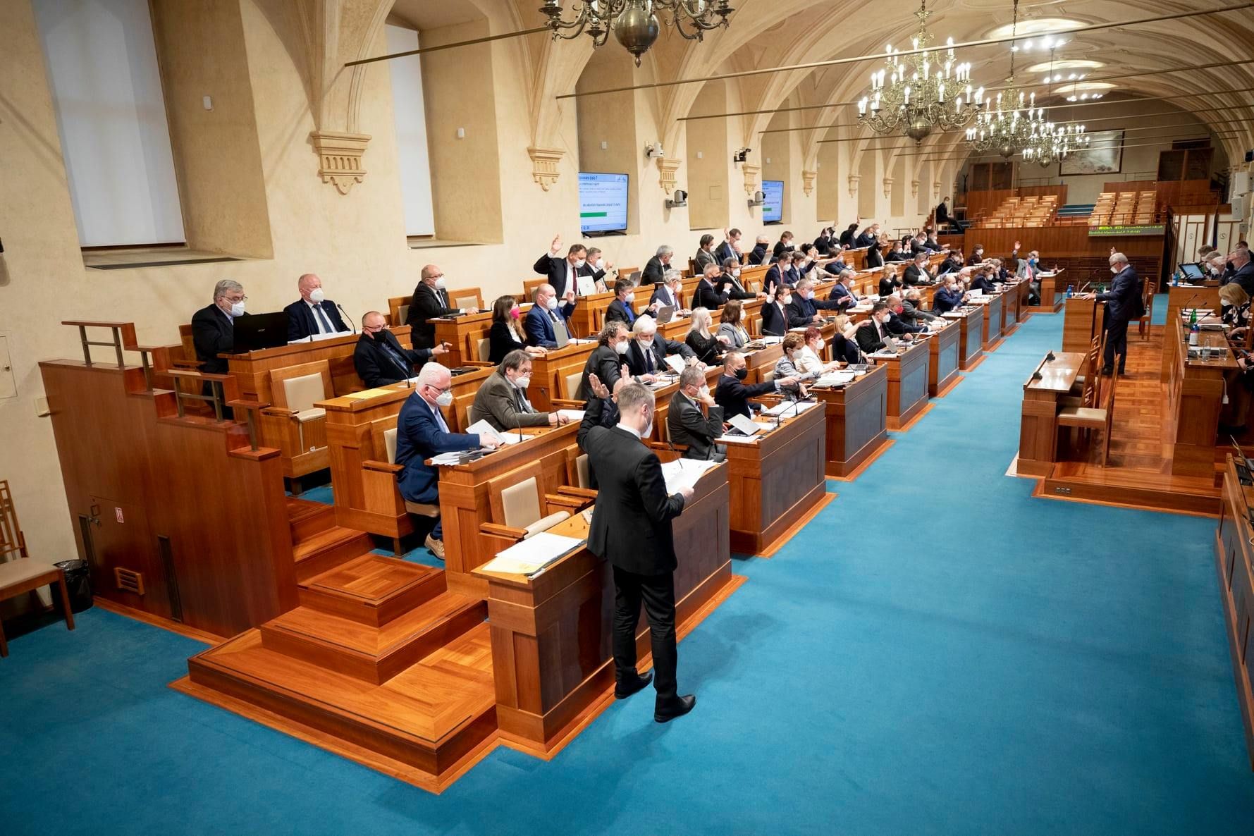 Сенат Чехії хоче розірвати договір про дружбу з Росією