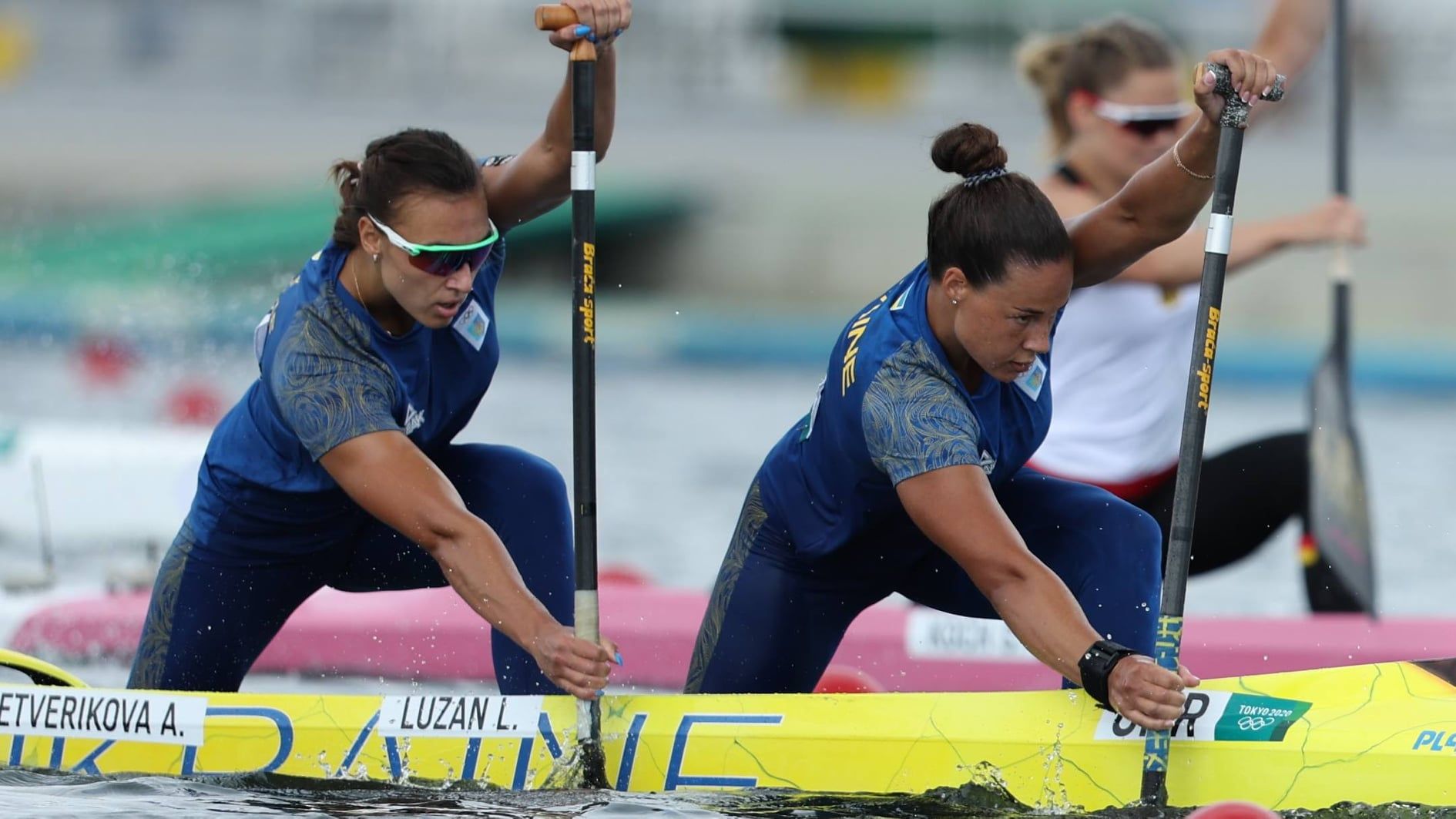 Олімпіада: українки Лузан і Четверікова вибороли срібло у веслуванні на каное, фото