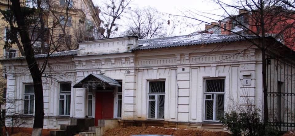 Будинок Барбана у Києві знищили на світанку, відео