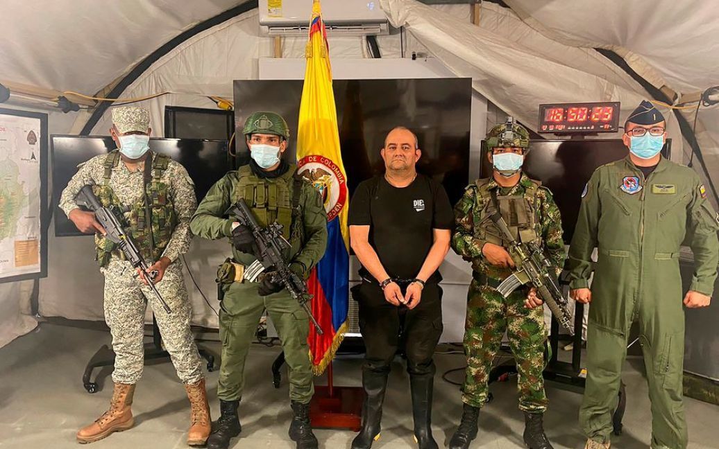 Для затримання Отоніеля задіяли 500 співробітників колумбійського спецназу і 22 вертольоти.