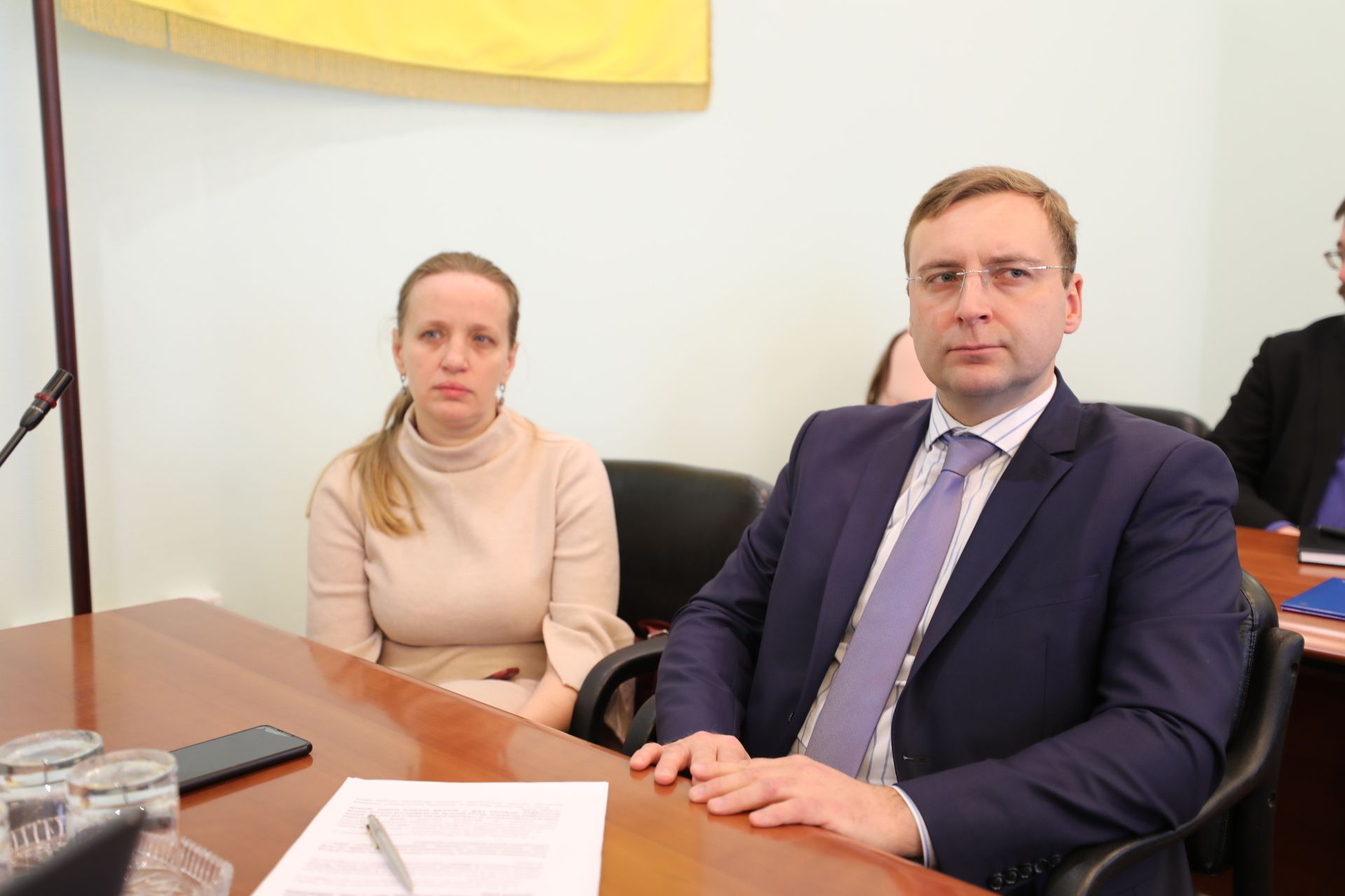 Звернення до Кабміну та СБУ щодо антиукраїнської діяльності держсекретаря МКІП Юрія Лещука