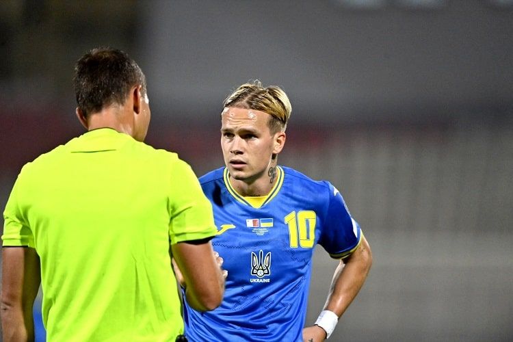 Михайло Мудрик визнаний "Левом матчу" Укоаїна-Ісландія.