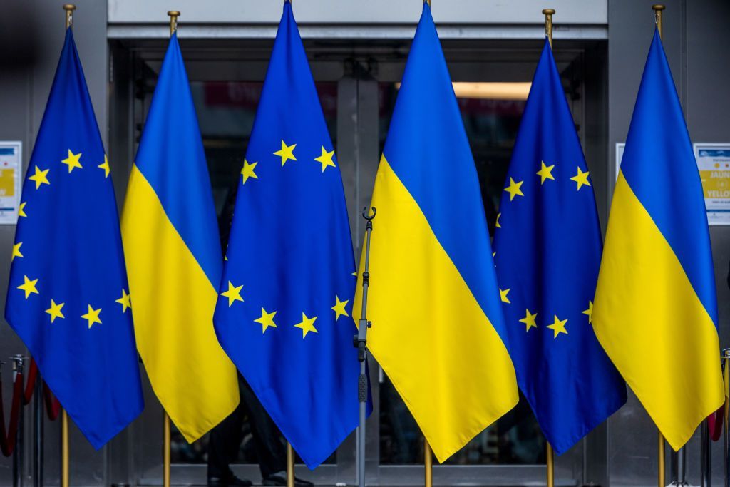 ЄС тимчасово призупиняє для України мита та квоти до червня 2025 року, проте залишає за собою право запровадити обмеження.